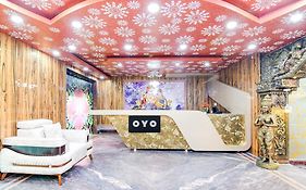 Hotel O Ananda Ashram